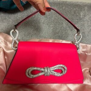 Mach and Mach med fluro patent Samantha double bow